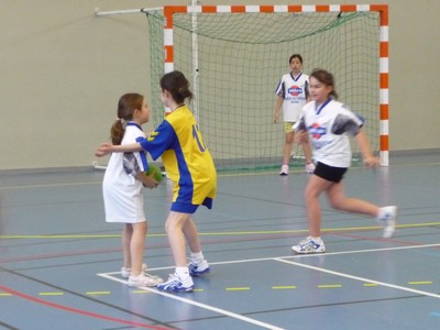 Photos des matchs des Moins de 12 ans Féminines de Cluses handball du 31 janvier 2009