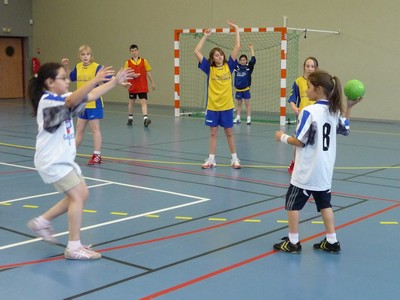 Photos des matchs des Moins de 12 ans Féminines de Cluses handball du 31 janvier 2009